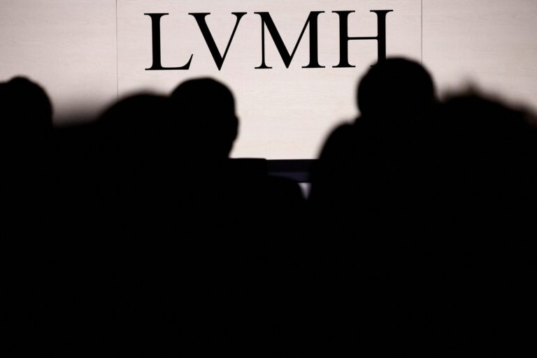 some-investors-demand-change-at-lvmh-after-probe-into-dior-contractors 